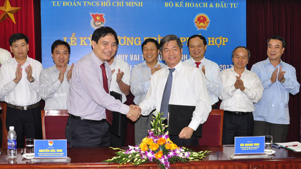 ເສີມຂະຫຍາຍບົດບາດຂອງຊາວໜຸ່ມໃນການພັດທະນາເສດຖະກິດ